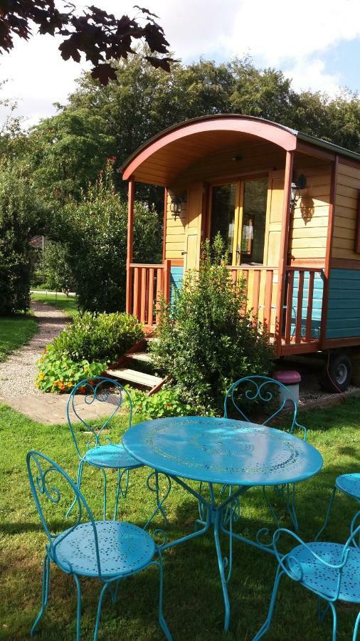 Roulotte Gabi Hotell Rouville  Exteriör bild
