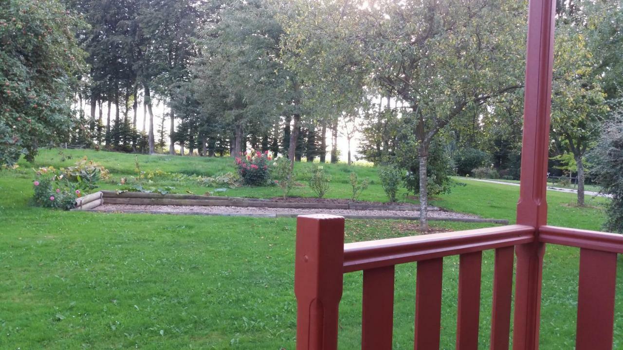 Roulotte Gabi Hotell Rouville  Exteriör bild